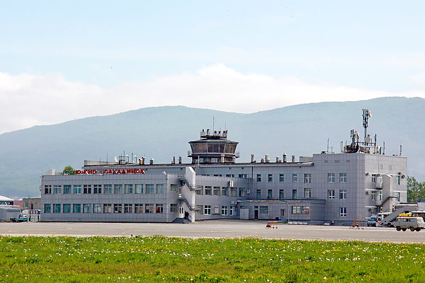 Власти Сахалина готовы продать крупнейший на острове аэропорт.