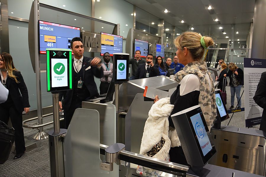 Технология обслуживания пассажиров в аэропортах
