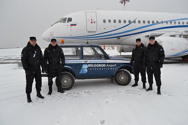 Транспортная безопасность группа. ГБР аэропорт Домодедово. ГБР Белгород аэропорт. Инспектор группы перронного контроля и охраны аэропорта. ГБР В аэропорту Шереметьево.