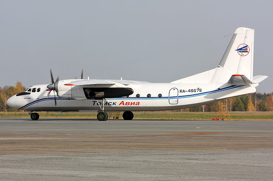 Самолет Ан-24 компании 