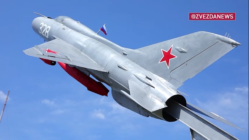 Восстановленный символ мужества: Ульяновские десантники вернули к жизни памятник МиГ-21 в Херсонской области